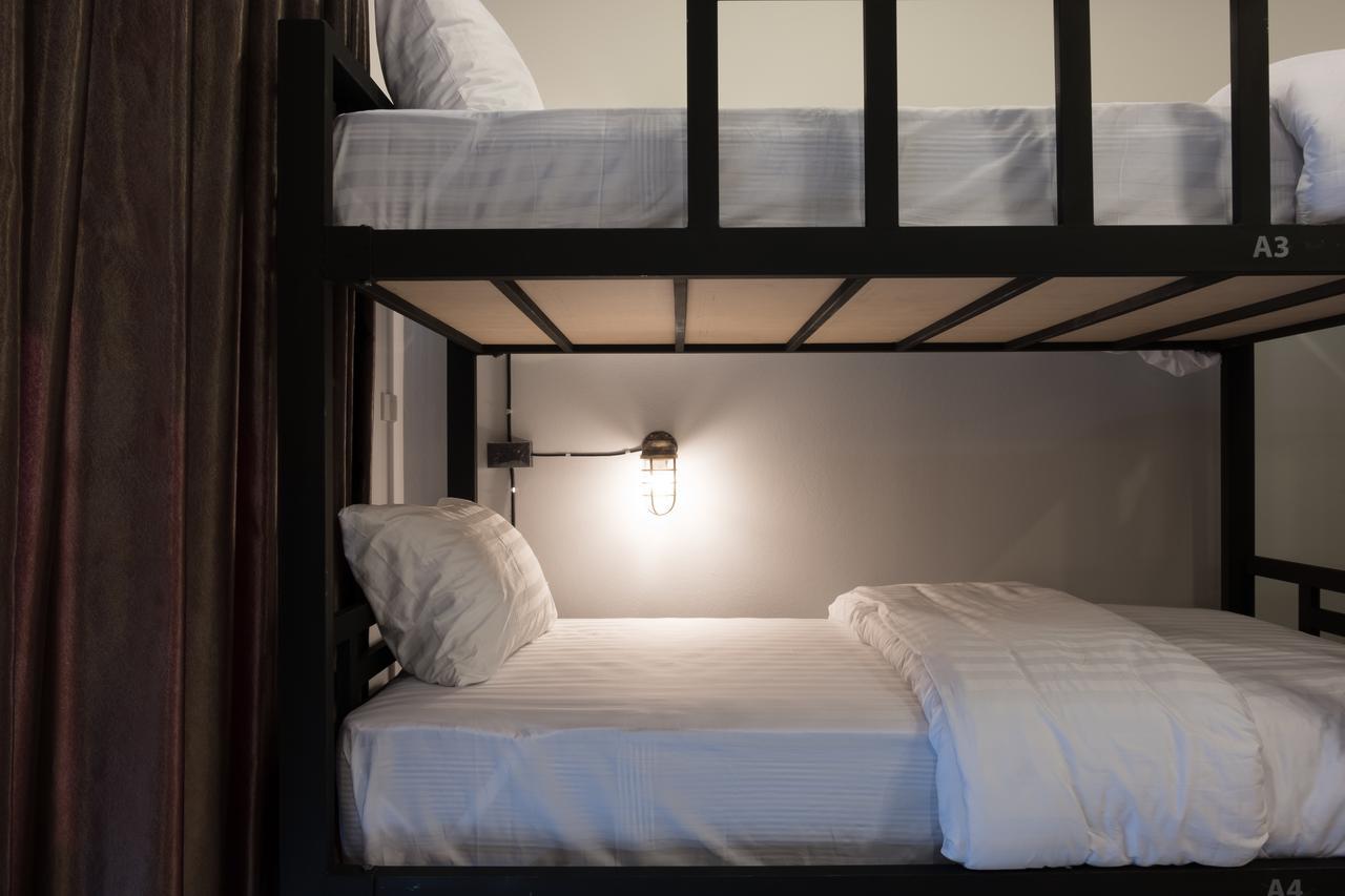 Stranger House Pansiyon Chiang Mai Dış mekan fotoğraf