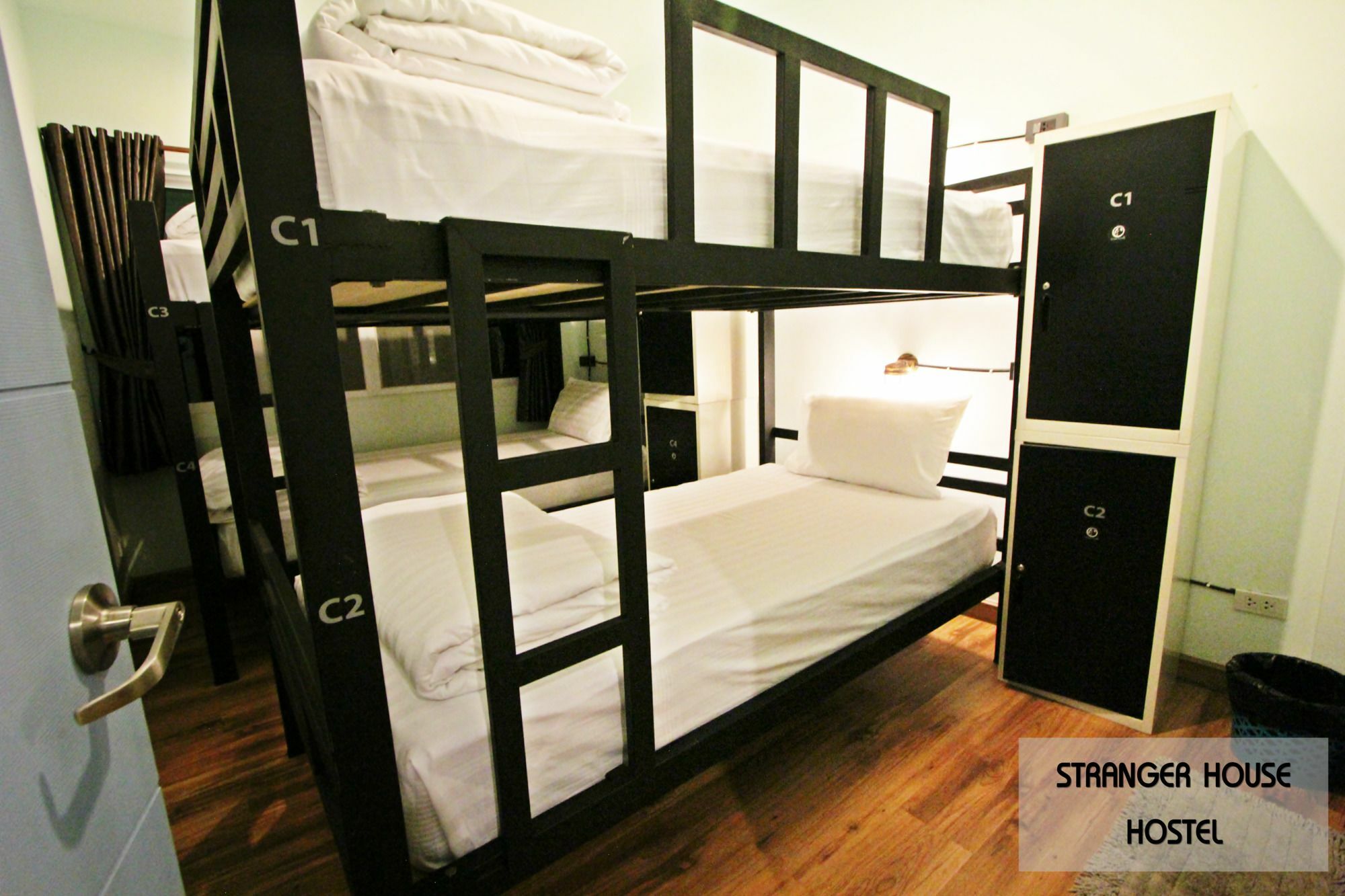 Stranger House Pansiyon Chiang Mai Dış mekan fotoğraf