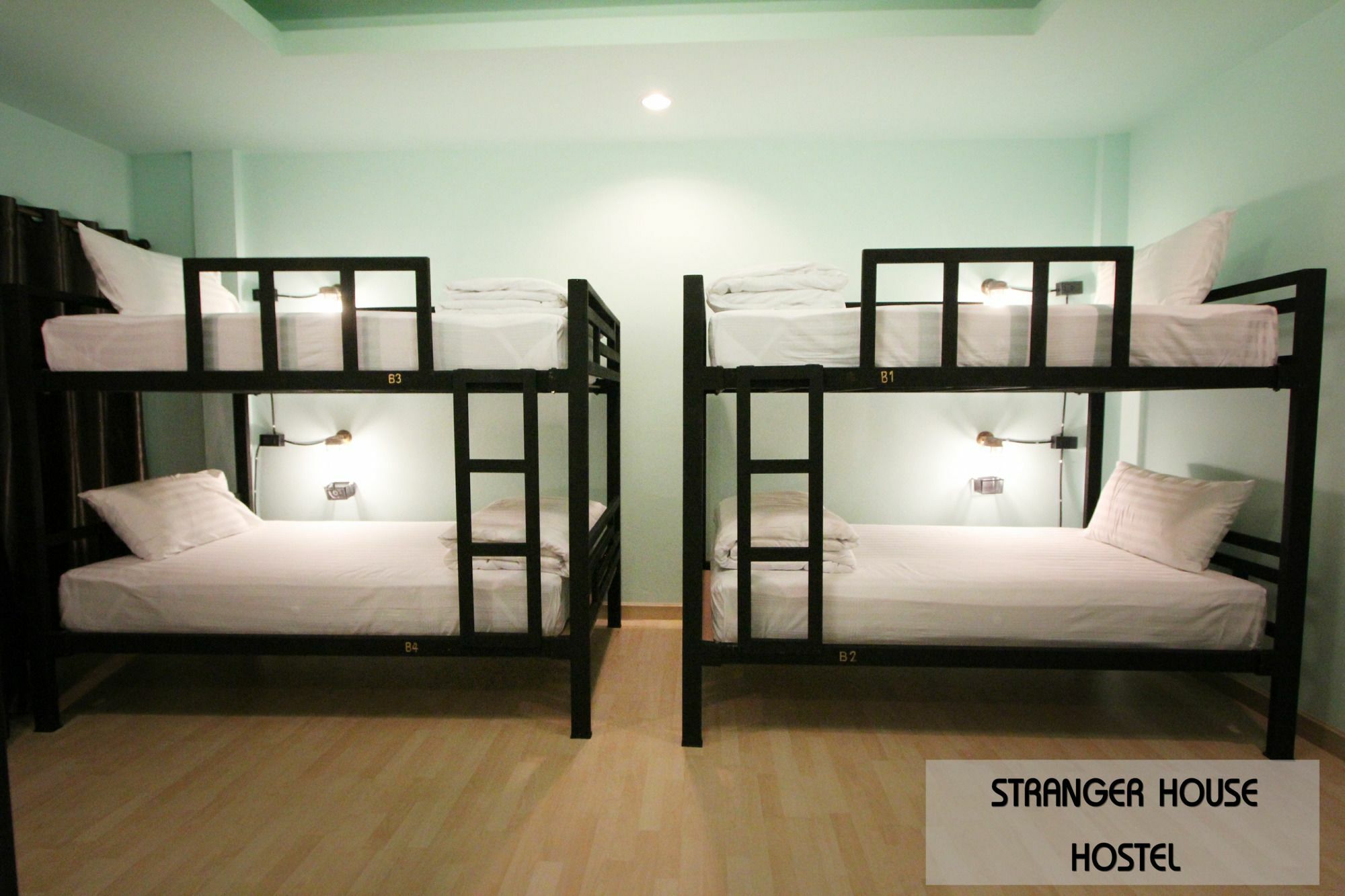 Stranger House Pansiyon Chiang Mai Dış mekan fotoğraf