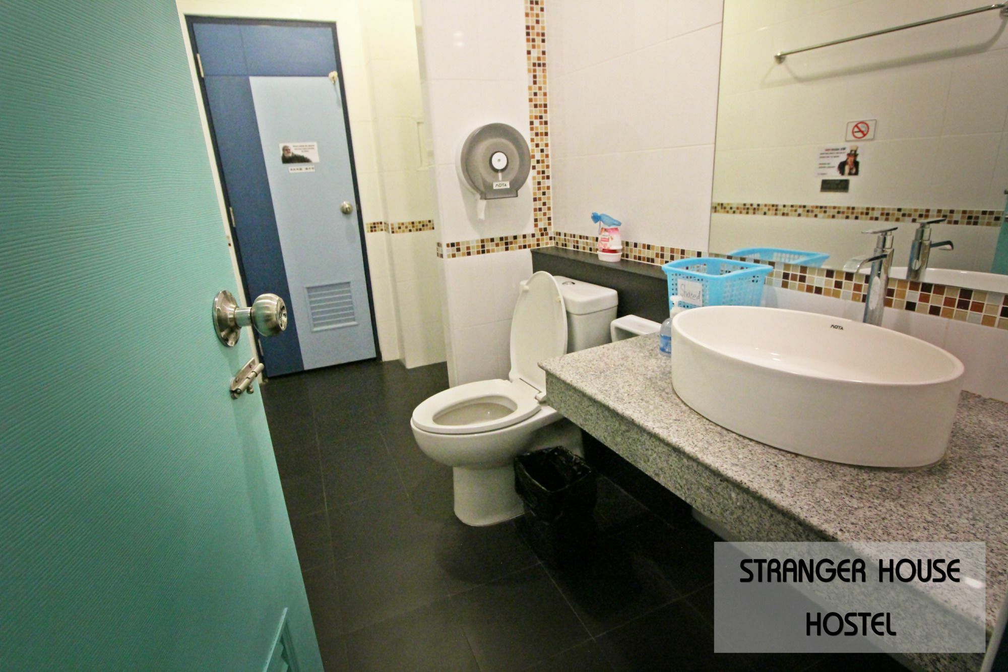 Stranger House Pansiyon Chiang Mai Dış mekan fotoğraf